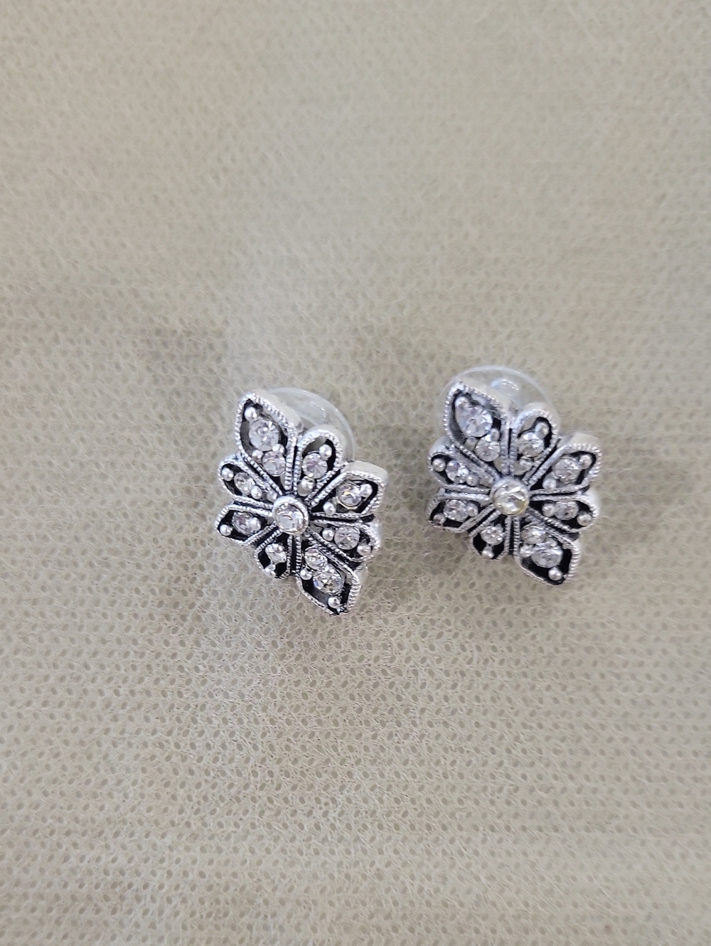 1928 Silver-Tone Floral Crystal Stud Earrings